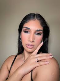 Interested in being a model for me? 👀 If you meet the model requirements &  are interested, please drop me a message 🤍 Patch test will be required at  least 48 hours