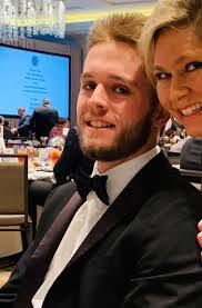 Tammy Crouch's Instagram, Twitter & Facebook