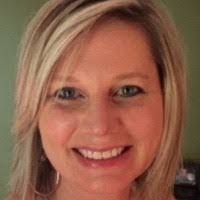 Robin Hiatt's Instagram, Twitter & Facebook