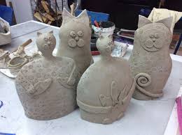 חתולים Pottery Animals Clay Sculpture Sculpture Clay