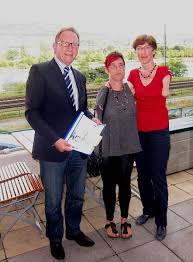 Thalidomid wurde 1956 von dem chemiker dr. Erwin Ruddel Mdb Erwin Ruddel Unterstutzt Contergan Geschadigte