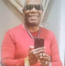 Fanmi DOLA MIZIK ap swete gro potorik gason sa Phillipe Michel alias  @Pipo-Dola yon bon rekot kafe. Happy Birthday to you patizan, Sante.  Philippe Michel