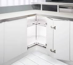 The range of kitchen storage and bins contains various storage and refuse disposal solutions for use in the home. Carousel 270 Kessebohmer