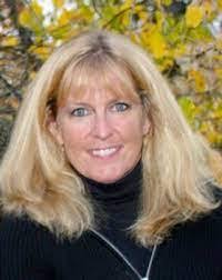 Kim Zinn's Instagram, Twitter & Facebook