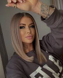 Kayla Coutee's Instagram, Twitter & Facebook