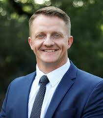 Barb Lopez's Instagram, Twitter & Facebook