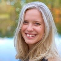 Victoria Reeves's Instagram, Twitter & Facebook