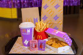 Añade ese algo picante a tu meal, ya sea con un toque de dulce y agrio de la salsa sweet chili, o sabor a mostaza picante con chile y pimientos de la salsa cajun. Mcdonald S Sells 1 2 Million Bts Nugget Meals