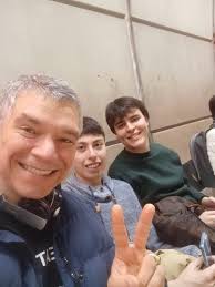 Albiste bikainak Erresuma Batutik. Bittor Ibañezek garaipena lortu du 30th  Chess Theme Break txapelketan. Zorionak Maisu! Eta gogoratu, Inauteriak  direla eta larunbatean ez dela Gipuzkoako Ligako txandarik izango, baina,  Euskadiko Ligako gure