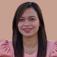 Lora Acosta's Instagram, Twitter & Facebook