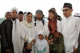 See more of abah kh junaedi al baghdadi on facebook. 31 Kata Kata Bijak Kh Junaedi Al Baghdadi Inspirasi Kata Bijak Mutiara