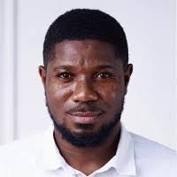 Ben Essel's Instagram, Twitter & Facebook