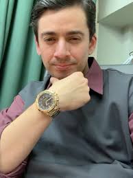 Se está trabajando duro para ustedes. , Capaz les cuento algo de lo que  estamos haciendo en mi último show del año:, 📍Este miércoles 17/12 en el  @clublucille 🇦🇷🫶🏻🇻🇪, Entradas en manuelangelredondo.com