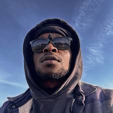 Ugh will ferrell😒 What actor is NOT funny at all, but is always in comedy  movies