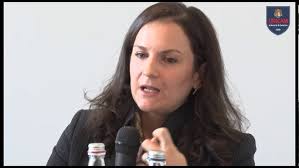 Corti internazionali come agenti di memoria