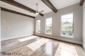 Modern Spacious Game Room With Exposed Wood Beams Photo By Vladimir Ambia Photography Open Concept Great Room House Design Game Room