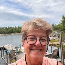 I am incredibly proud to share that the University of Waterloo was awarded  a 2021 CASE District II Accolades Bronze Award in the Fundraising Pivot  Category for our 2020 Student Emergency Support