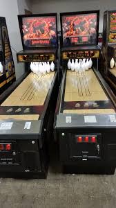 It was made famous by the genesis / mega drive consoles. Williams Strike Master Shuffle Alley Bowling Game