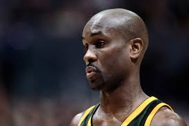 Gary Payton Humiliated a Former NBA Head Coach With a Ruthless Line of  Trash Talk Mocking His Height: 'Sit Down, You Smurf'