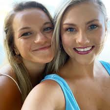 Taylor Stovall and Rob Jett's Wedding Website