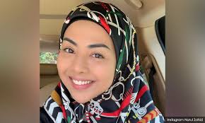 Sejak kebelakangan ini, masyarakat islam di malaysia sering digemparkan dengan isu kewajaran ini jelas memandangkan islam adalah agama rasmi negara ini dan kita perlu memelihara. Malaysiakini Nurulhidayah Nafi Padam Hantaran Ig Tentang Isu Murtad