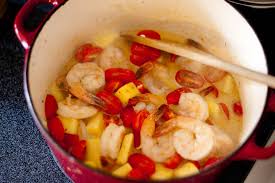 Add grated ginger, garlic, tomato purée and white wine vinegar and mix well to make a paste. Thai Red Curry Shrimp Cook Smarts