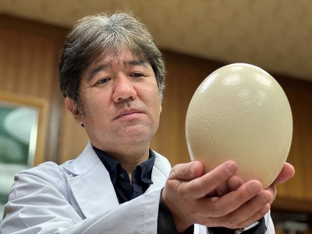 Tsukamoto was the first to try on ostrich cell masks