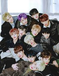 Kalau kata rihanna 'shine bright like a diamond'. Seventeen Svt Carat Kpop Seventeen Seventeen Album Seventeen Kpop