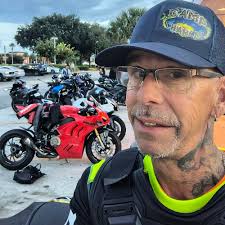 What could be causing clacking noises in a DRZ400SM motor?