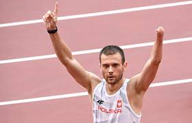 Marta dąbrowska, polska zawodniczka karate; Oqbkw05t1c3dgm