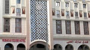 Gambar mewarnai berikut ini kami sediakan spesial untuk anda yang sedang mencari bahan gambar untuk diwarnai. Lift Hotel Madinah Rusak Dua Wni Luka Benturan Di Kepala