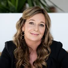 Jodi Huber's Instagram, Twitter & Facebook