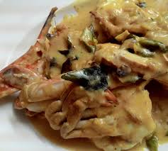 Ketam dibersihkan dan dipotong dua, dan rebusan (simpan air rebusan). Resepi Ketam Masak Butter Butter Crab Mudah Cara Cik Sue Catatan Sue Izza