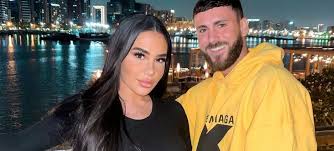Milla jasmine dévoile sa nouvelle silhouette sur instagram. Milla Jasmine S Amuse Comme Une Folle Avec Illan Sur Instagram Mce Tv