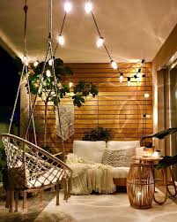 Summer Nights Interior Pieces Fur Unvergessliche Sommernachte Der Sommer Ist Da Und Mit Ihm Kleines Balkon Dekor Wohnung Mit Balkon Einrichten Balkonentwurf