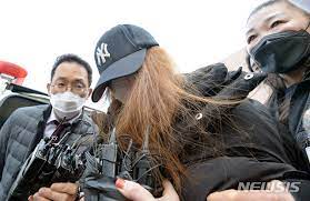 구미 빌라 사망 3살 여아 친모로 확인된 a(48)씨에 대한 구속 전 피의자 심문(영장실질심사)이 11일 대구지방법원 김천지원에서 열렸다. 0iv0fxqttjvnim