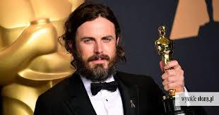 Pierwszy raz doszło na tak prestiżowej imprezie do poważnej gafy. Casey Affleck Dostal Oscara Mimo Protestow I Zarzutow O Molestowanie Seksualne Szkoda Ze W Tym Wypadku Sztuka Wygrala Z Zyciem
