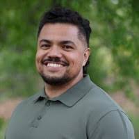 Julian Roque's Instagram, Twitter & Facebook