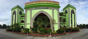 Ketua polis sepang, acp wan kamarul azran wan yusof menunjukkan rampasan ketum pada sidang media di ibu pejabat polis. Pejabat Daerah Dan Tanah Jempol Profil Jabatan