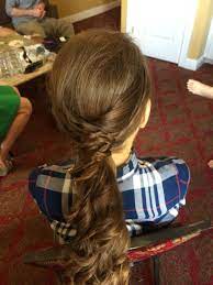 Perfect Style For Fine Hair That Doesn T Hold A Curl Braided Curled Ponytail For A Gorgeous Bridesmaid Ponytail Fin Fine Hair Curled Ponytail Hair Styles