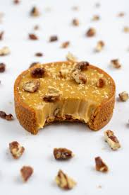 Tartelettes Dulcey Cafe Noix De Pecan Recette En 2020 Mini Tarte Recette Dessert Patisserie