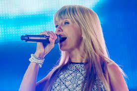 Алла юрьевна перфилова, born april 17, 1968 in atkarsk), a russian singer and fashion model, valeriya, who is a recipient of the titles people's artist of russia (2013). Valeriya Wikipedia