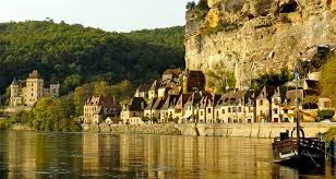 Office de tourisme download your stay : Tourismus Im Perigord Noir Sehenswurdigkeiten Und Erholungsorte Les Valades