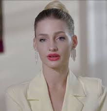 Welcome to Platville Are you a fan? How quickly this family goes from  strict religious values with very sheltered children to kids who are  drinking, smoking, living with partners not being married