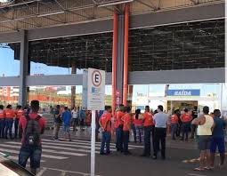 Veja mais informações na reportagem do. Principio De Incendio E Registrado Em Supermercado De Aracaju Infonet O Que E Noticia Em Sergipe