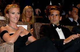 Eurosport überträgt alle wettkämpfe, ard und zdf berichten im wechsel und zeigen ausgewählte wettkämpfe. Sie Sind Verlobt Scarlett Johansson Und Romain Dauriac Stuttgarter Nachrichten
