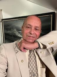 I Know I am NOT as handsome as you wish I. Luis be , but is ok. It's never  being about me Is about you ladies out there