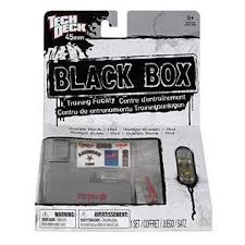 Our crew is full of daily skaters, so we put our heads together to give you the basics on how to choose the. Tech Deck Black Box Roller With Tranny Kicker Fingerboard Kit 20040683