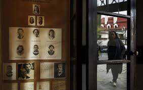 La Busqueda Interminable De Los Desaparecidos Del Holocausto Blog Mundo Global El Pais
