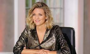 Ella endlich, carolin niemczyk und mousse t. Dsds 2018 So Fruh Begann Ella Endlich Ihre Karriere